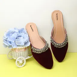 Women Bellies Sandal-image-1