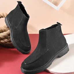 roadster Women Black Suede Mid Top Regular Casual Slip On Blockked Heeled Chelsea Boots Boots For Women-picture-41