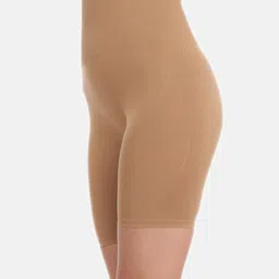clovia Women Shapewear image 3