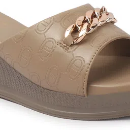 colo Women Wedges Sandal image 3