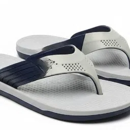 jeshk Men Flip Flops image 1