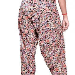 sutir kuthi Cotton Printed Patiala image 3