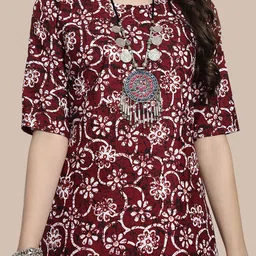 ethnicbasket Women Printed Crepe A-line Kurta image 5