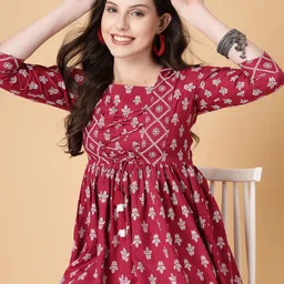 god bless Casual Regular Sleeves Printed Women Red Top-picture-12