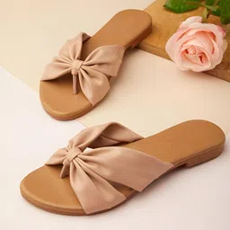 ladyfoot Women Flats Sandal image 1