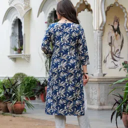 physil Women Embroidered Pure Cotton Straight Kurta image 2