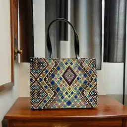Women Multicolor Messenger Bag-image-12
