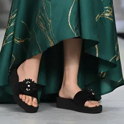 Dhamasa Fashion ladies slipper with beautyful and stylish flower Women Slides-picture-24