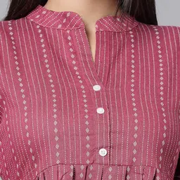 vinhscape Women Striped Cotton Blend Anarkali Kurta image 3