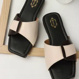 denill Women Flats Sandal image 2