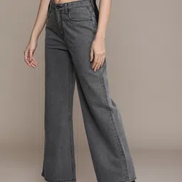 roadster Women Regular Mid Rise Grey Jeans image 2