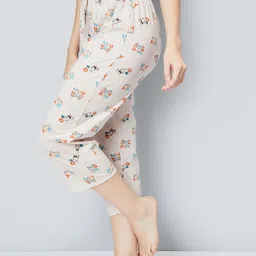 max Women Beige Capri-picture-12