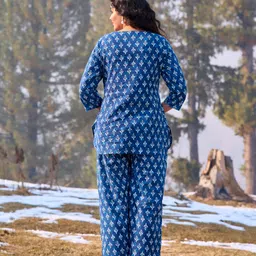 miss rekha Women Night Suit Set Blue, White Printed image 2