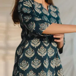 mabri Party Regular Sleeves Floral Print Women Blue Top image 5