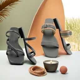 sayera Women Flats Sandal-picture-17