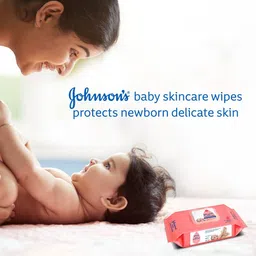 johnson's Skincare Wipes image 5