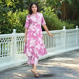avni fashions Women Cotton Blend Kurta Pant Set image 3
