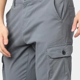 highlander Men Cargos image 4