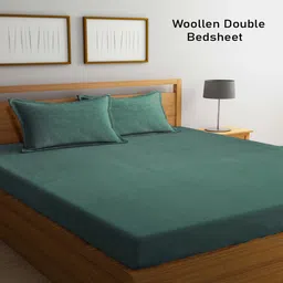 fabinaliv Green Solid 300 TC Woollen Woollen Flat Double Bedsheet with 2 Pillow Covers image 2