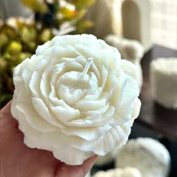 be calm - made by sapi's White and Blue Big Flower Floating Candle Soy Wax Candle image 2