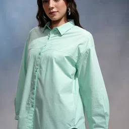 tokyo talkies Women Oversized Fit Solid Cut Away Collar Casual Shirt image 4