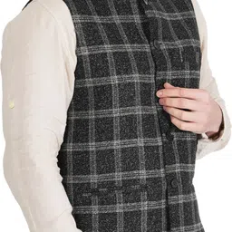 wagreoutfit Men Checkered Nehru Jacket image 4