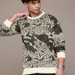 roadster Men Self Design Round Neck Green Sweater image 5