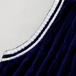 eddicted Men Self Design V Neck Dark Blue Sweater image 3