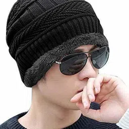 oncarnival Beanie image 2