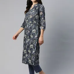 Readiprint Fashions Wome Floral Printed Angrakha Sequinned Pure Cotton Kurta with Palazzos image 3