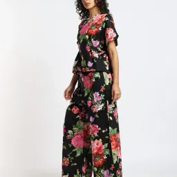 svrnaa by azorte Floral Printed Palazzos with Belt image 2