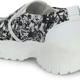 knoos Slip On Sneakers For Women image 5