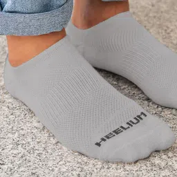 Heelium Men Pack of 3 Odour-Free Breathable Anti-Bacterial Bamboo Ankle Length Socks image 5
