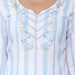 hastag Women Cotton Blend Kurta Pant Set image 5