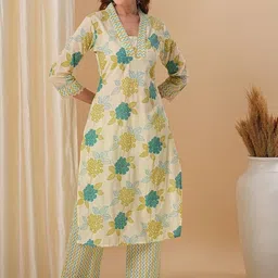 bkapparels Women Pure Cotton Kurta Pant Set image 4