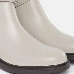 roadster Boots For Women image 5