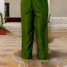 skylee Women Net Kurta Pant Dupatta Set image 5