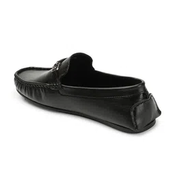 Carlton London Men Lightweight Slip-On Loafers image 3