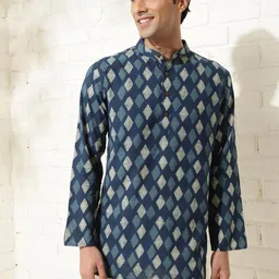 Fabindia Men Quirky Striped Thread Work Kurta image 1