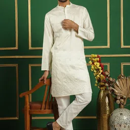 Jompers Sequin Embroidered Straight Kurta-picture-10