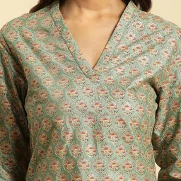 W Floral Woven Design A-Line Kurta image 2