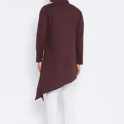 Hypernation Men Brown Solid Cotton Kurta image 5