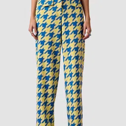 Muvazo Women Loose Fit High-Rise Geometric Printed Trouser-image-73