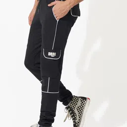 Maniac Men Mid-Rise Slim-Fit Cotton Joggers-image-22