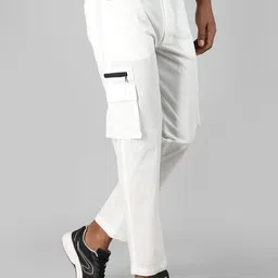 CHKOKKO Men Mid Rise Track Pants image 4