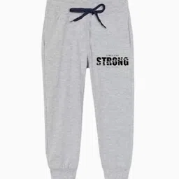 BAESD Boys Pack Of 3 Typography Printed Pure Cotton Joggers image 3