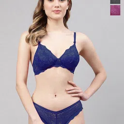 In-Curve Pack Of 3 Lace Self Design Mid-Rise Brief & Lightly Padded Bra-image-0