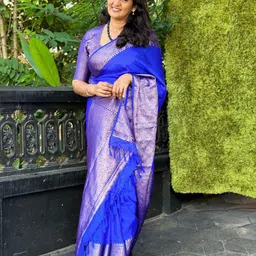 KALINI Zari Detailed Kanjeevaram Saree image 2