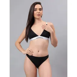 La Intimo Black Solid Seamless Lightly Padded Bra image 5