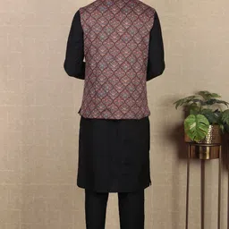 koshin Printed Men Waistcoat image 3